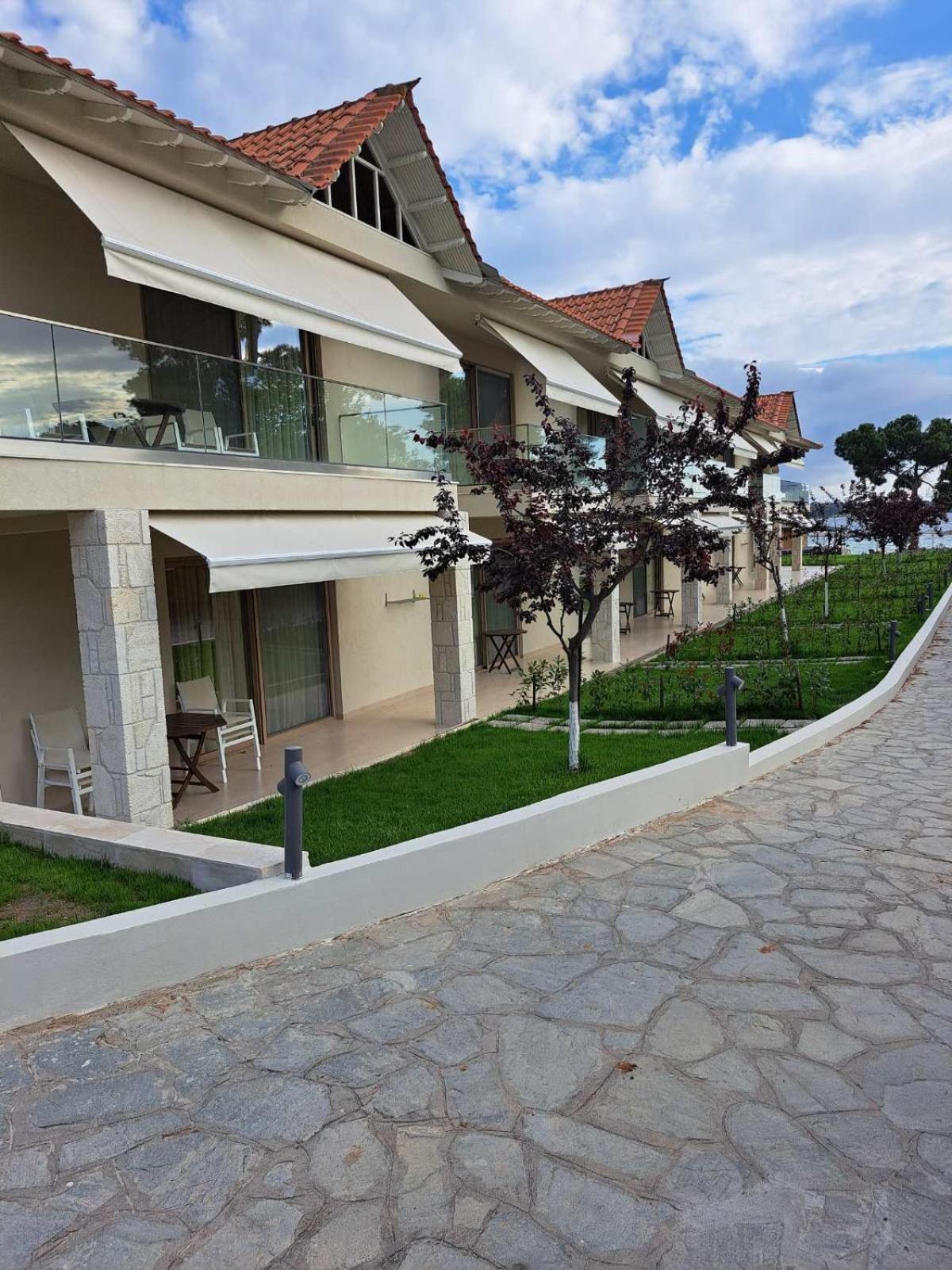 Haus Platanos Apartments & Bungalows By The Sea Вурвуру Экстерьер фото